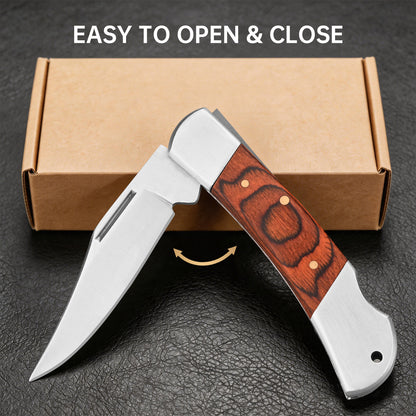 A classic folding hunting knife, suitable for both hunting and collecting.